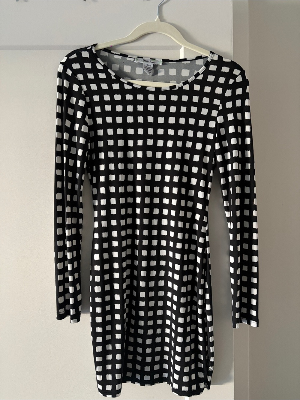 Vintage Black & White Grid Print Long Sleeve Dress